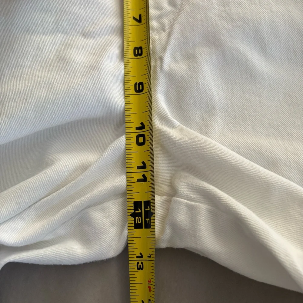 Gloria Vanderbilt  Women's White Amanda Classic Rise Capri Jean 12 Cuffed - Picture 7 of 8